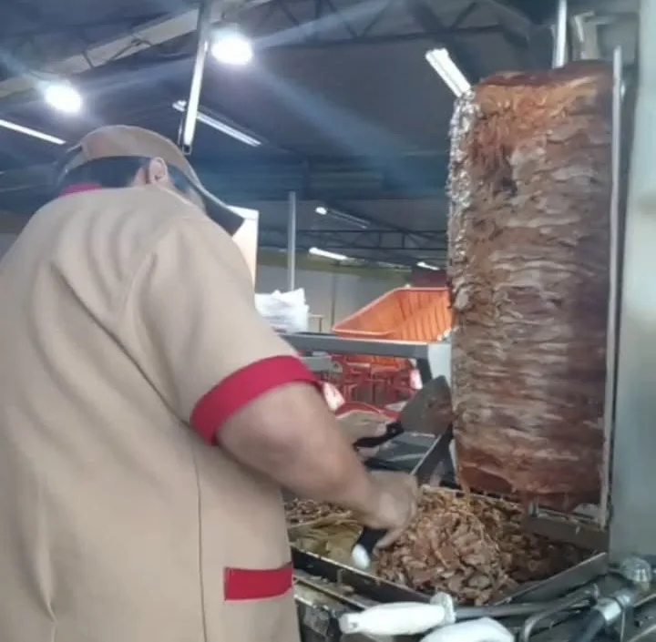 Tradition du trompo transmise entre générations